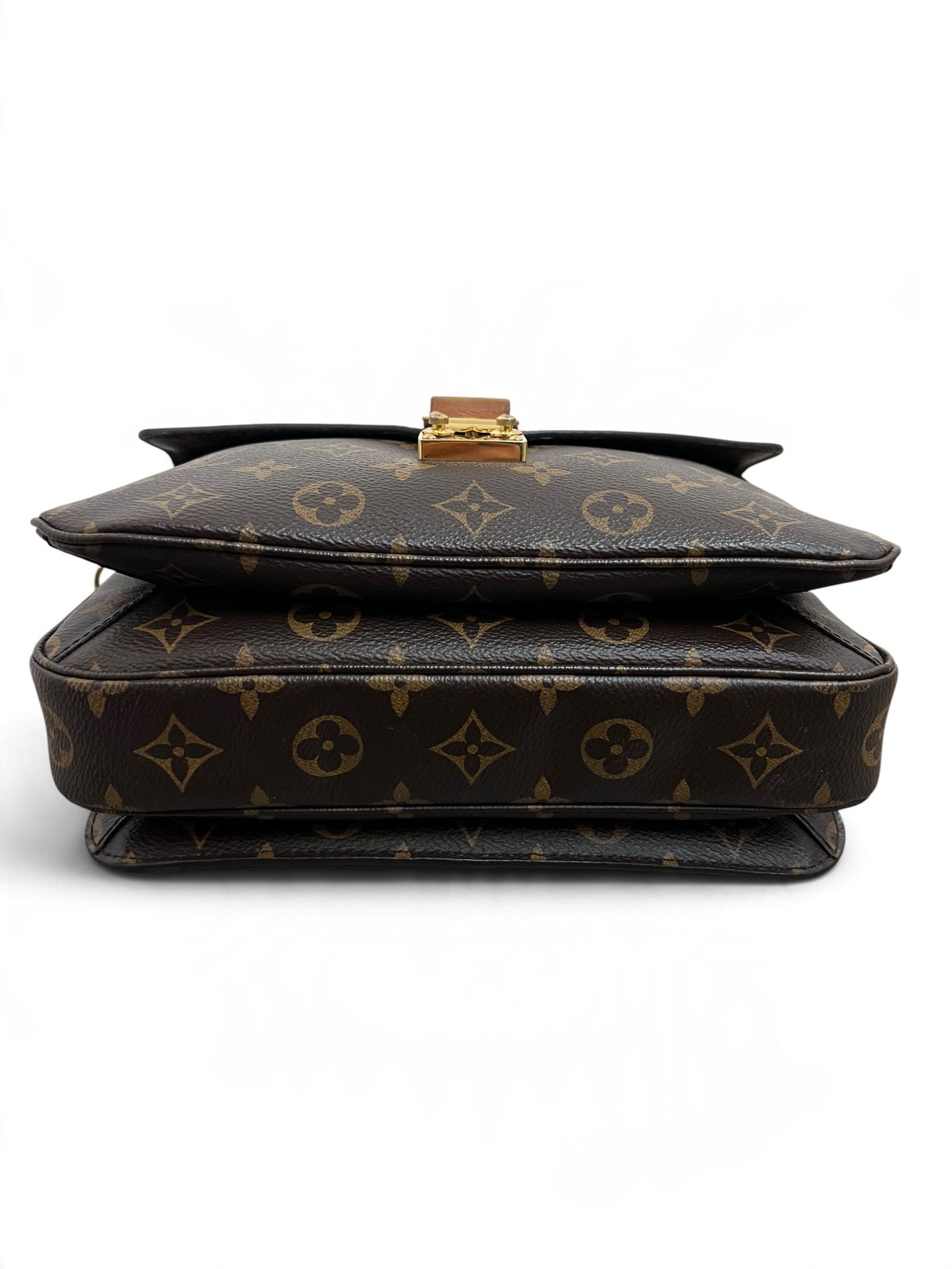 Vista dal basso Louis Vuitton Pochette Métis Monogram