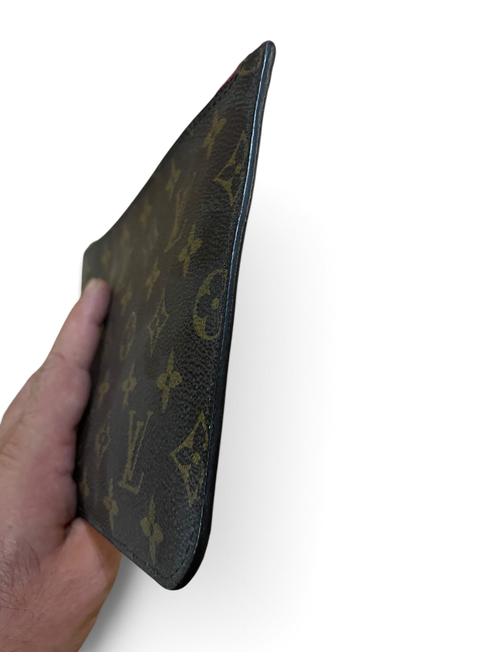 Lato destro Louis Vuitton Pochette Neverfull Monogram Canvas