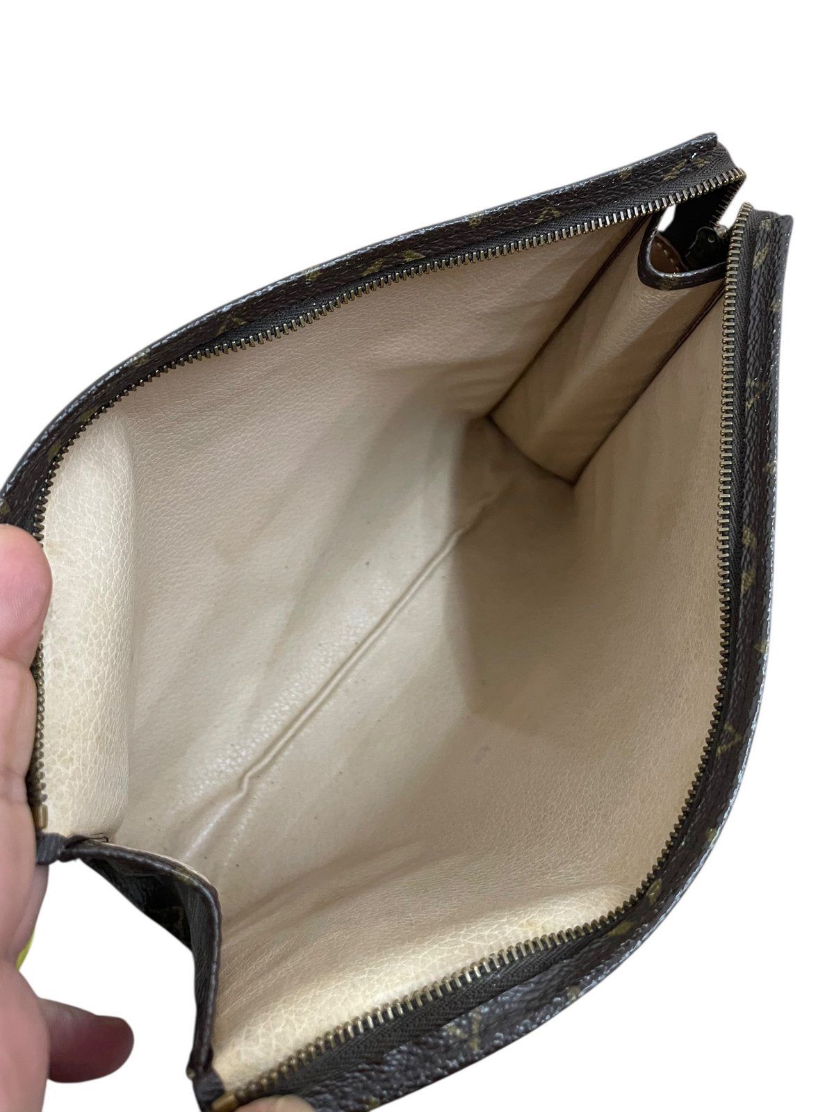 Louis Vuitton Pochette Toilette 26 monogram Vintage - AgeVintage