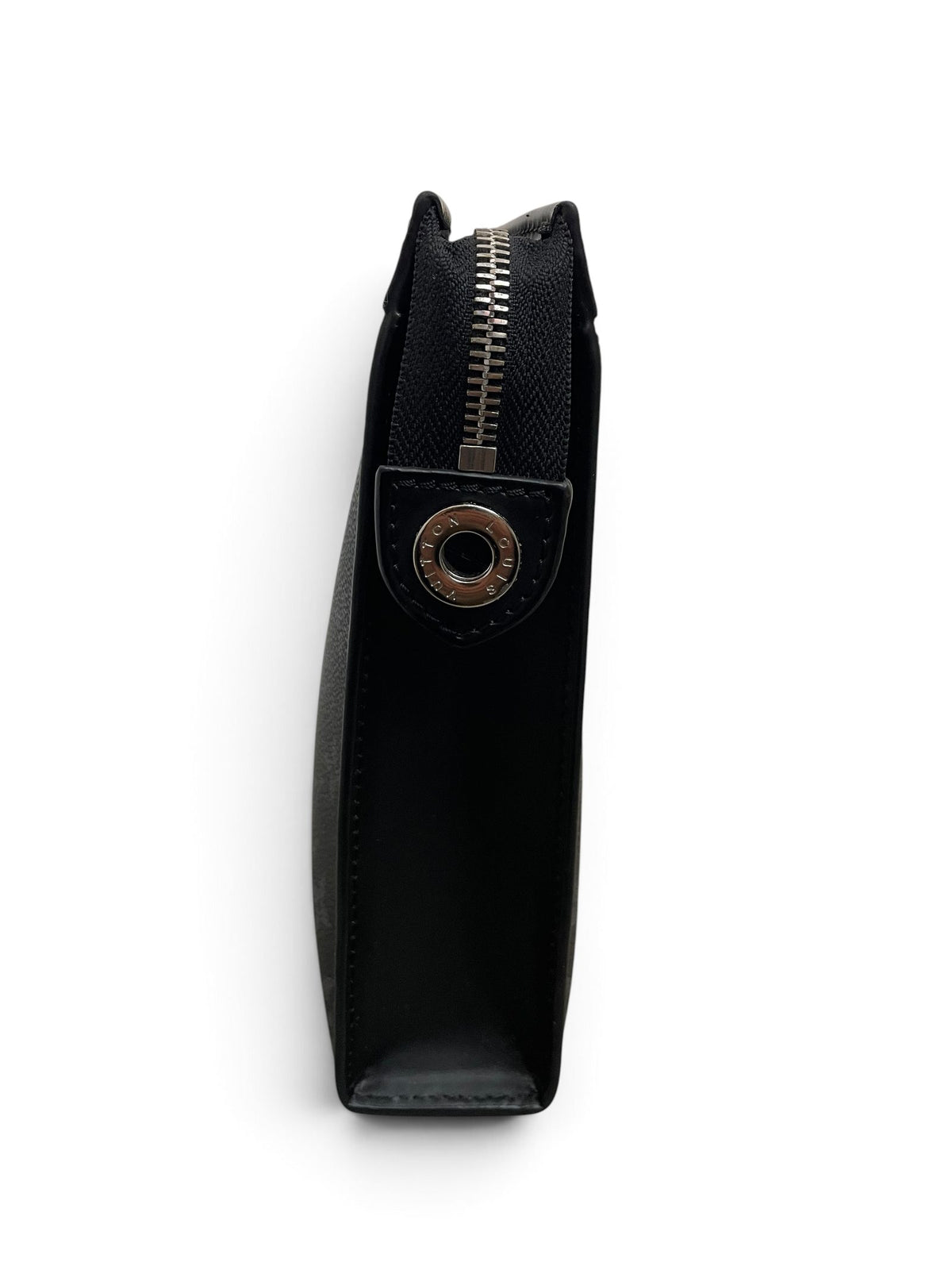 Lato destro pochette LV Eclipse con bottone e zip