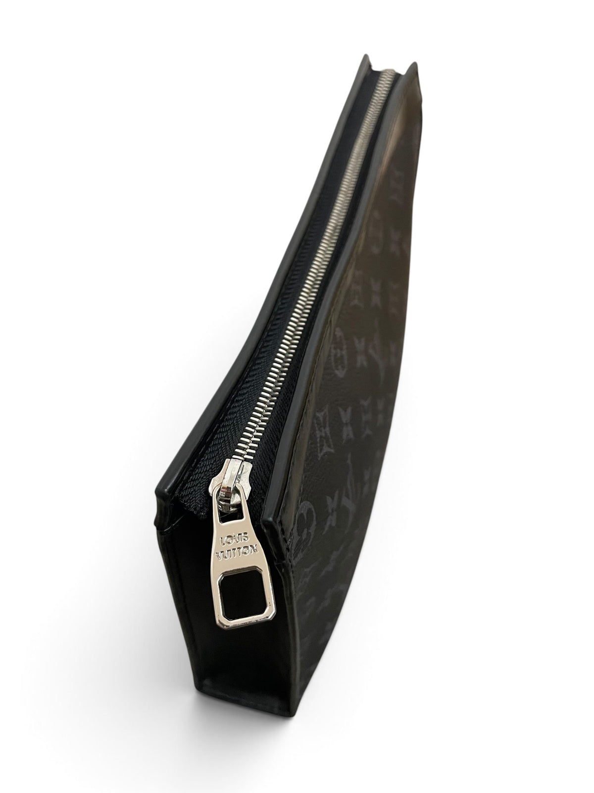 Dettaglio zip cursore Louis Vuitton Voyage MM Eclipse