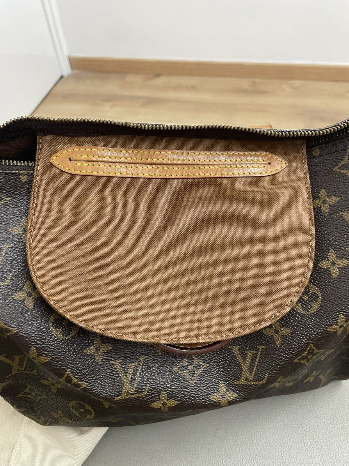 Louis Vuitton Speedy 30 Monogram SP0995 - AgeVintage