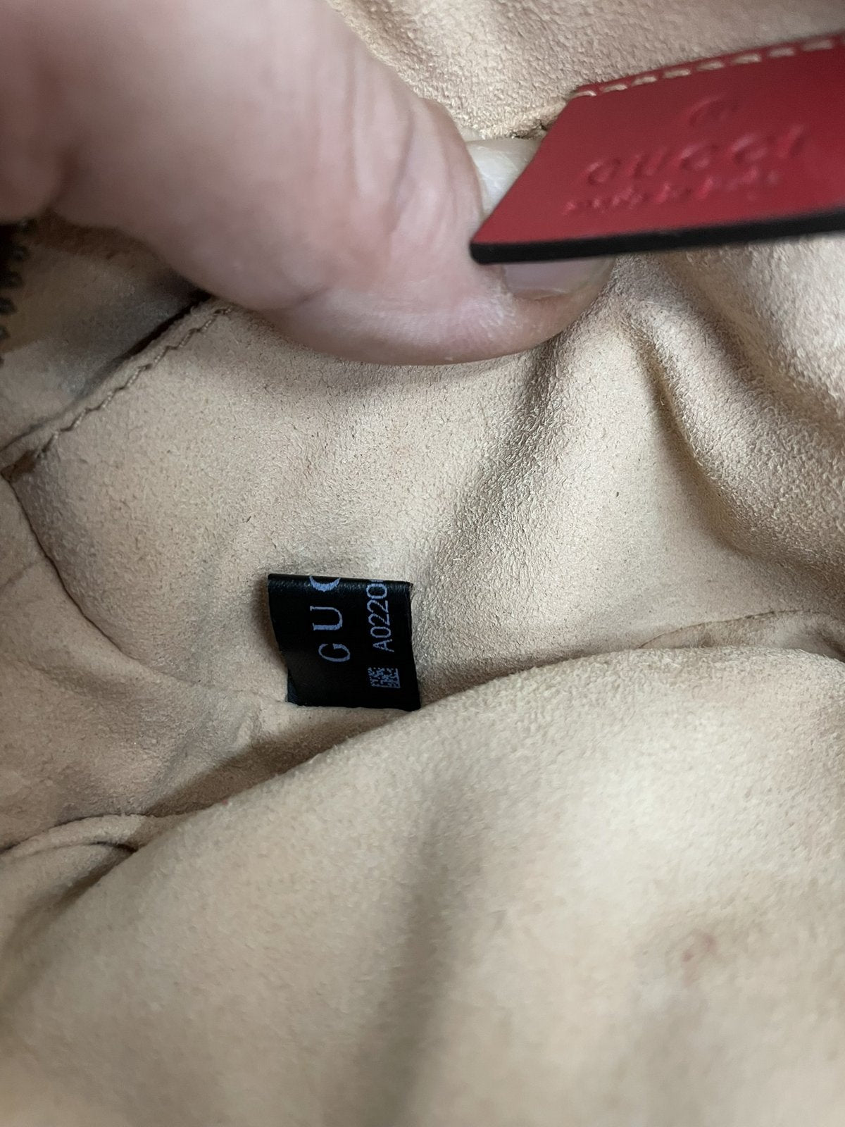 Marsupio Gucci GG Marmont in Pelle Matelassé Rosso - AgeVintage