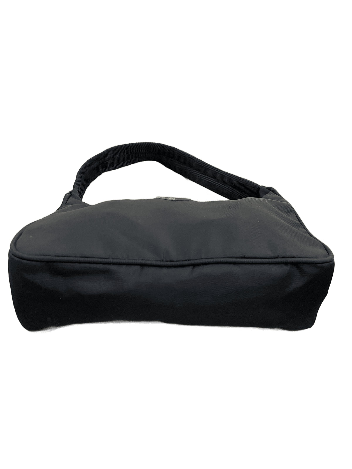 Prada Hobo Bag nylon nera vista dal basso