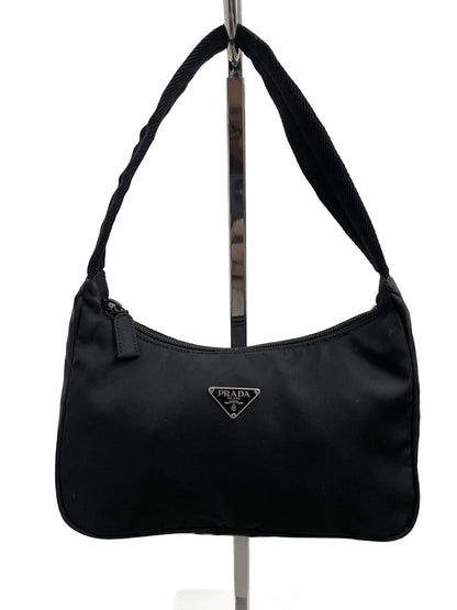 Prada Hobo Bag nylon nera anni 2000 vista frontale