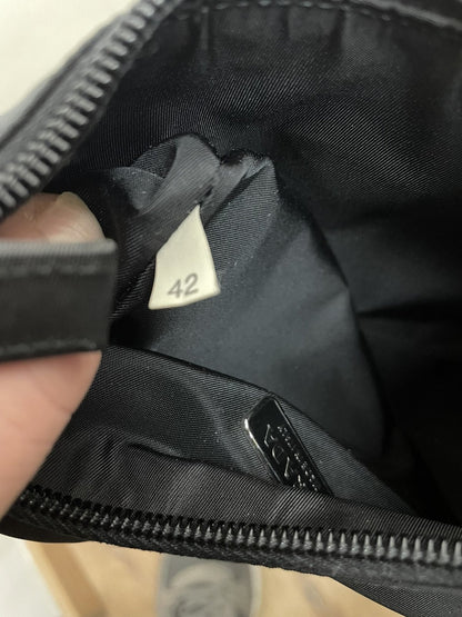 Prada Mini Hobo in Nylon Nero - AgeVintage