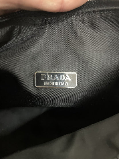Prada Mini Hobo in Nylon Nero - AgeVintage