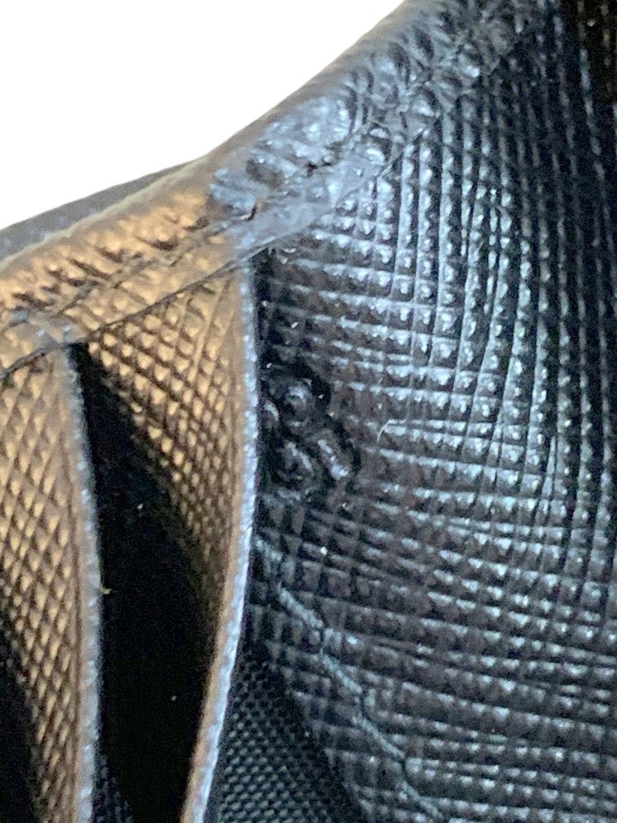 Prada portafoglio piccolo in saffiano colore nero - AgeVintage