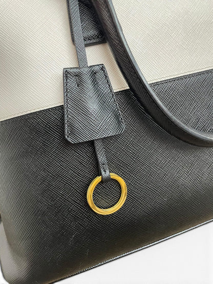 Anello laterale dorato per tracolla borsa Prada Promenade Saffiano