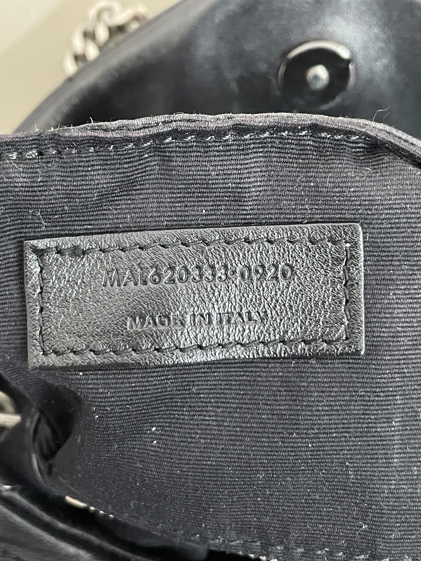 Numero seriale MAL620333 Made in Italy Saint Laurent