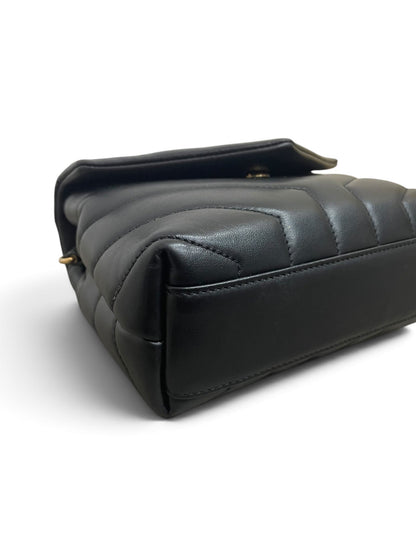 Angolo inferiore Saint Laurent Loulou Toy Bag nera