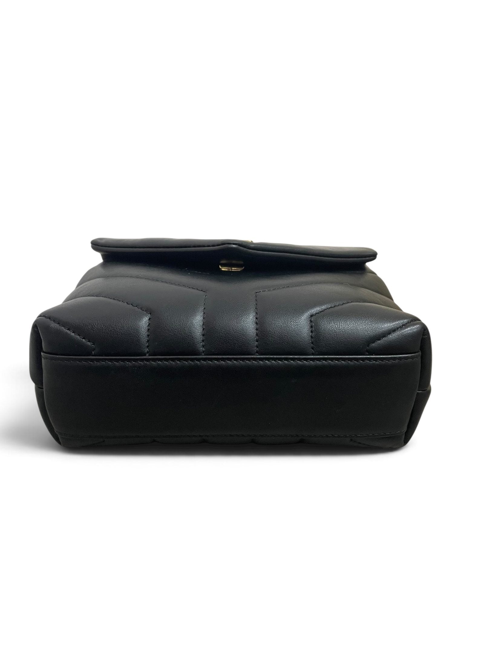 Fondo Saint Laurent Loulou Toy Bag nera matelassé