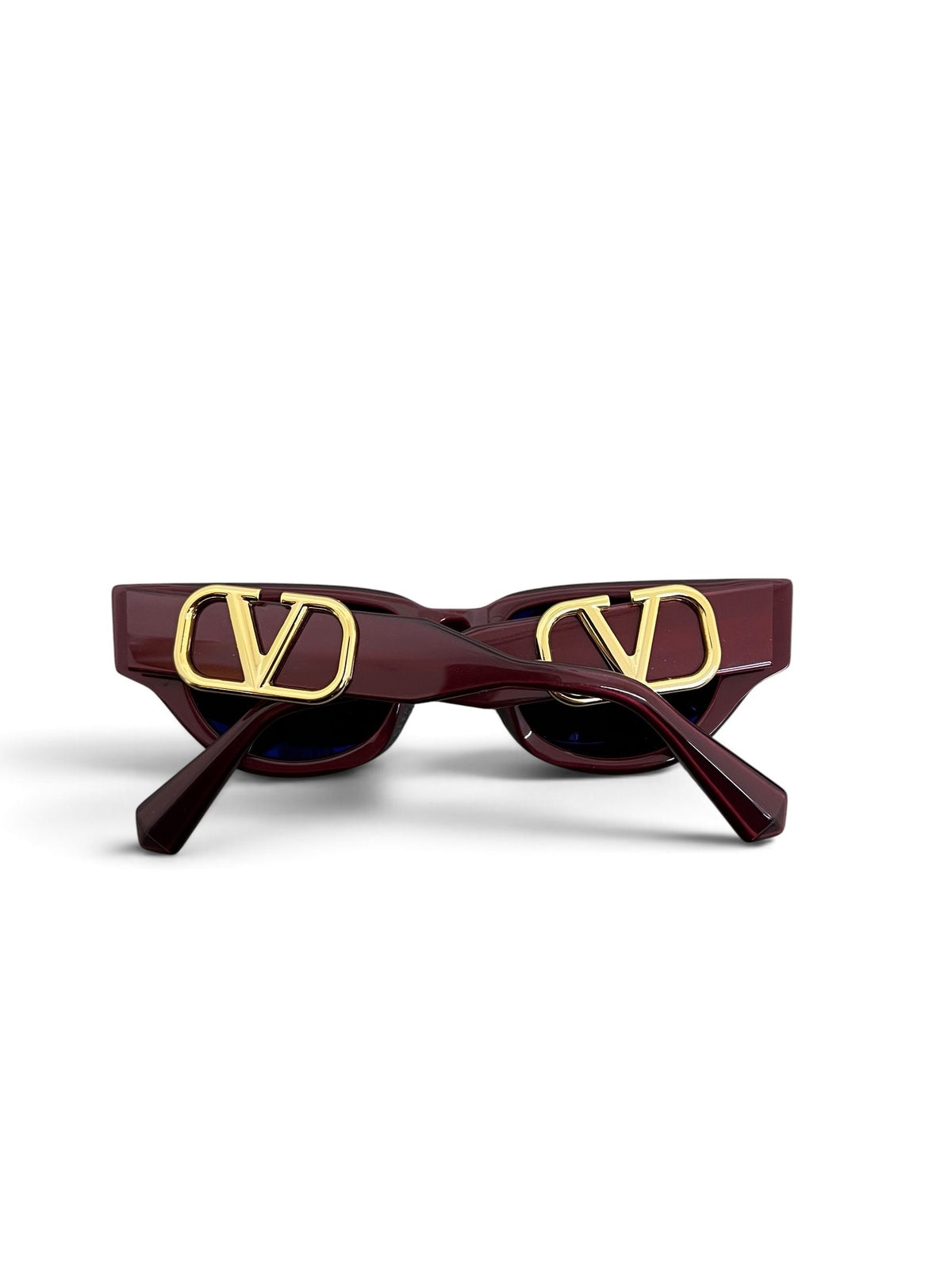 Valentino V-Due occhiali chiusi con doppio logo VLogo dorato