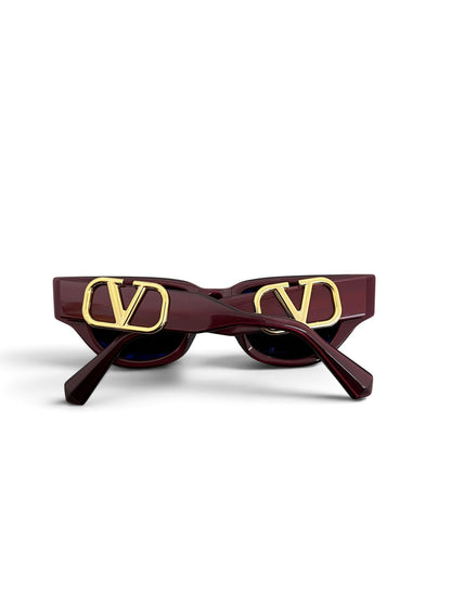 Valentino V-Due occhiali chiusi con doppio logo VLogo dorato