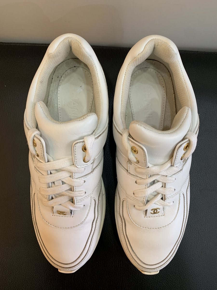 Chanel sneakers in pelle colore bianco - AgeVintage
