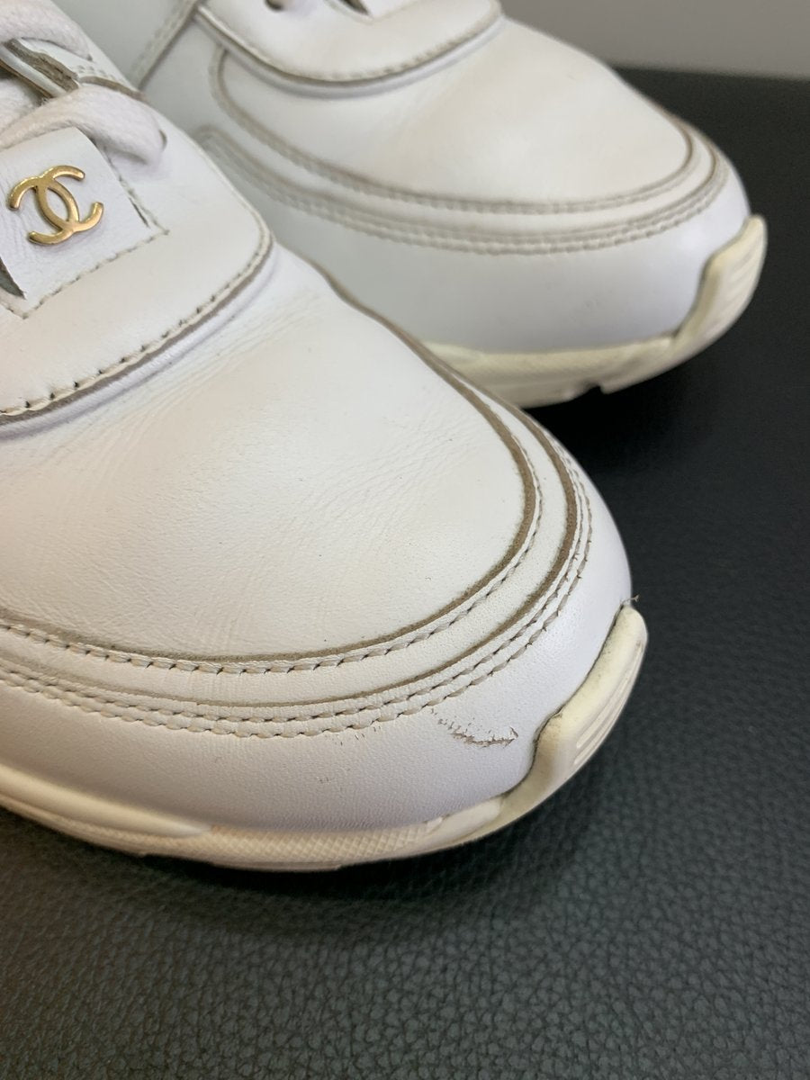 Chanel sneakers in pelle colore bianco - AgeVintage