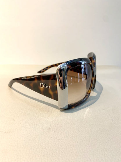 Dior Occhiali da sole Diorissima 1 V08SH colore marrone - AgeVintage