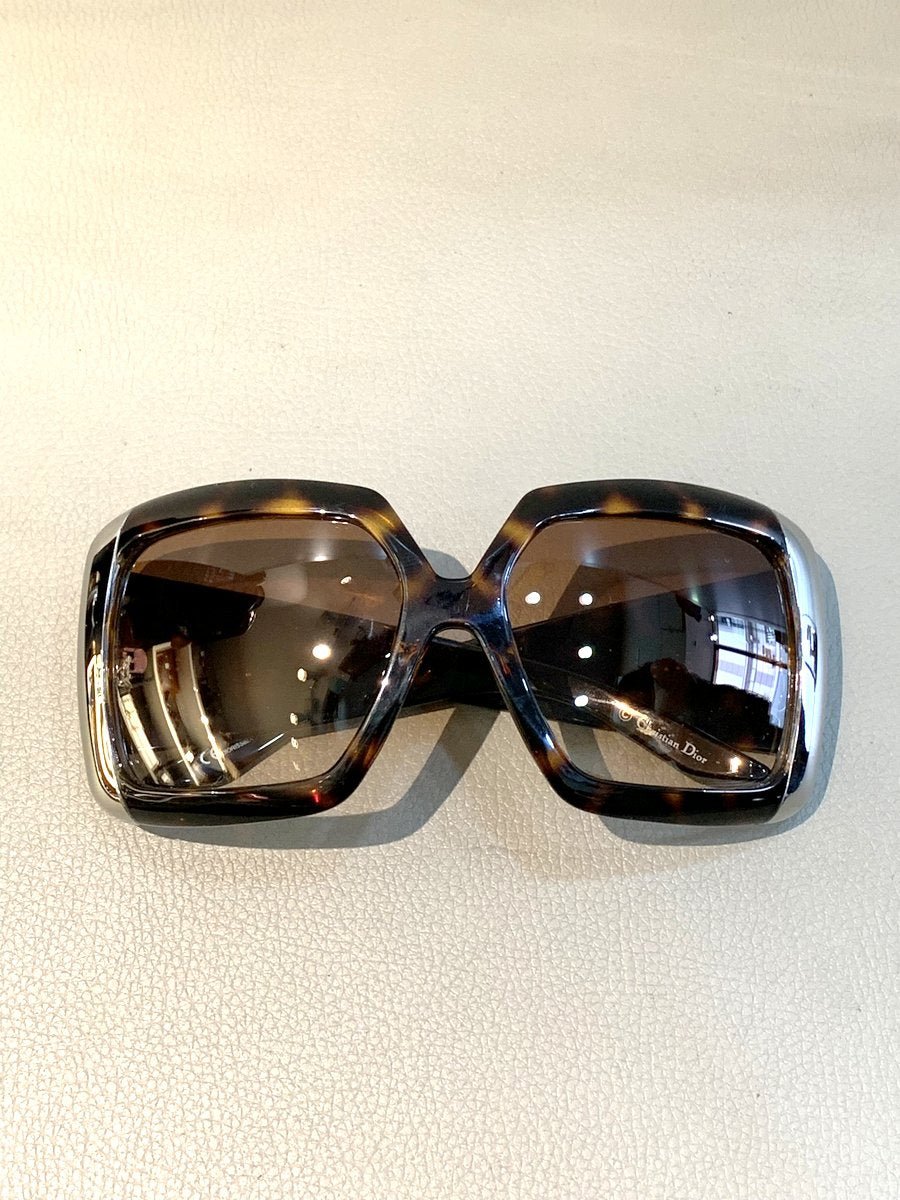 Dior Occhiali da sole Diorissima 1 V08SH colore marrone - AgeVintage