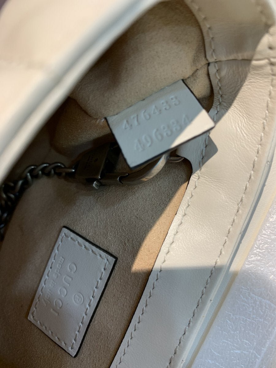 Gucci Marmont Super Mini con catena colore bianca - AgeVintage