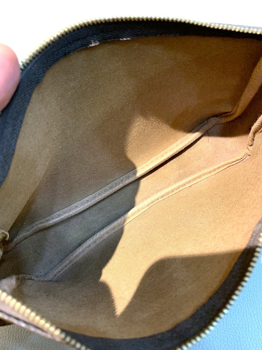 Louis Vuitton Pochette Accessories monogram canvas - AgeVintage