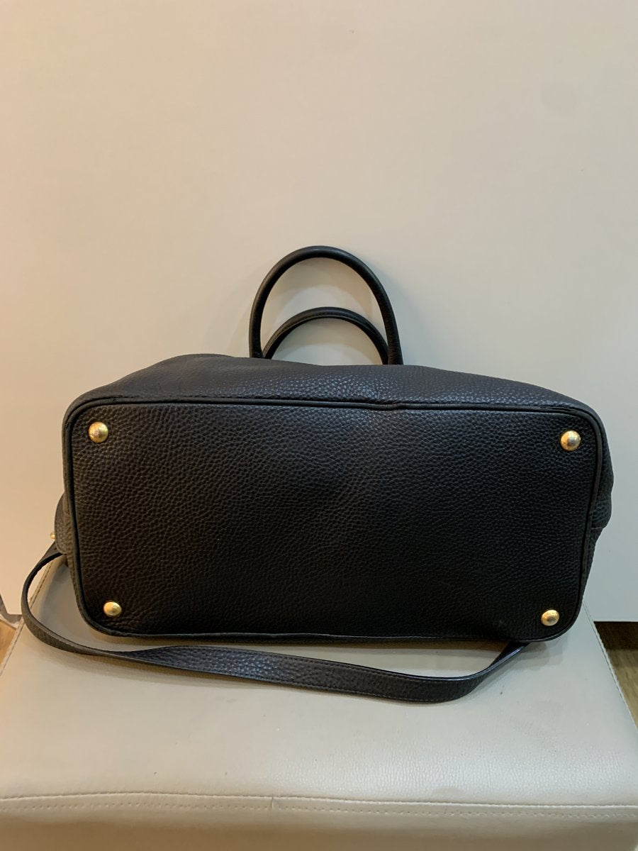 Prada Borsa a mano con tracolla in pelle colore nera - AgeVintage