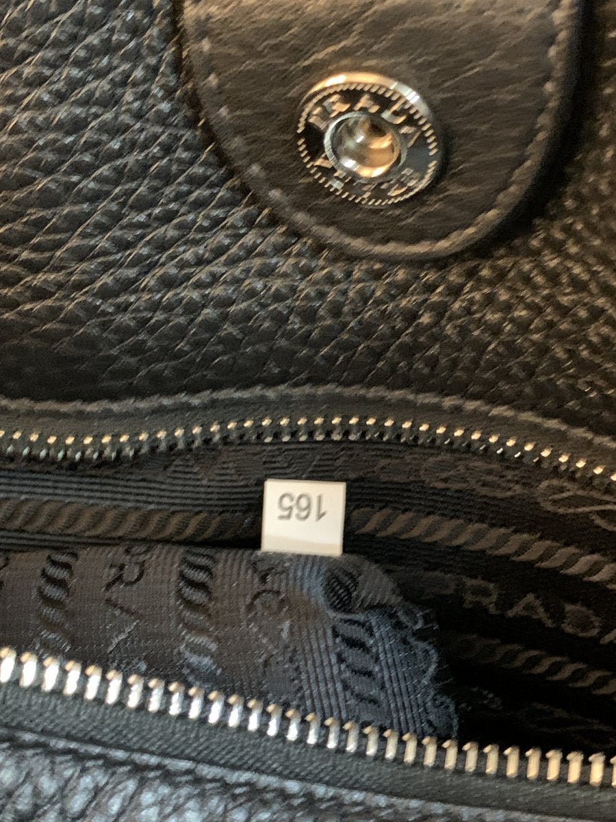 Prada borsa shopping BN2419 in pelle colore nera - AgeVintage