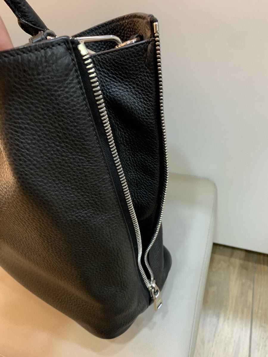 Prada borsa shopping BN2419 in pelle colore nera - AgeVintage