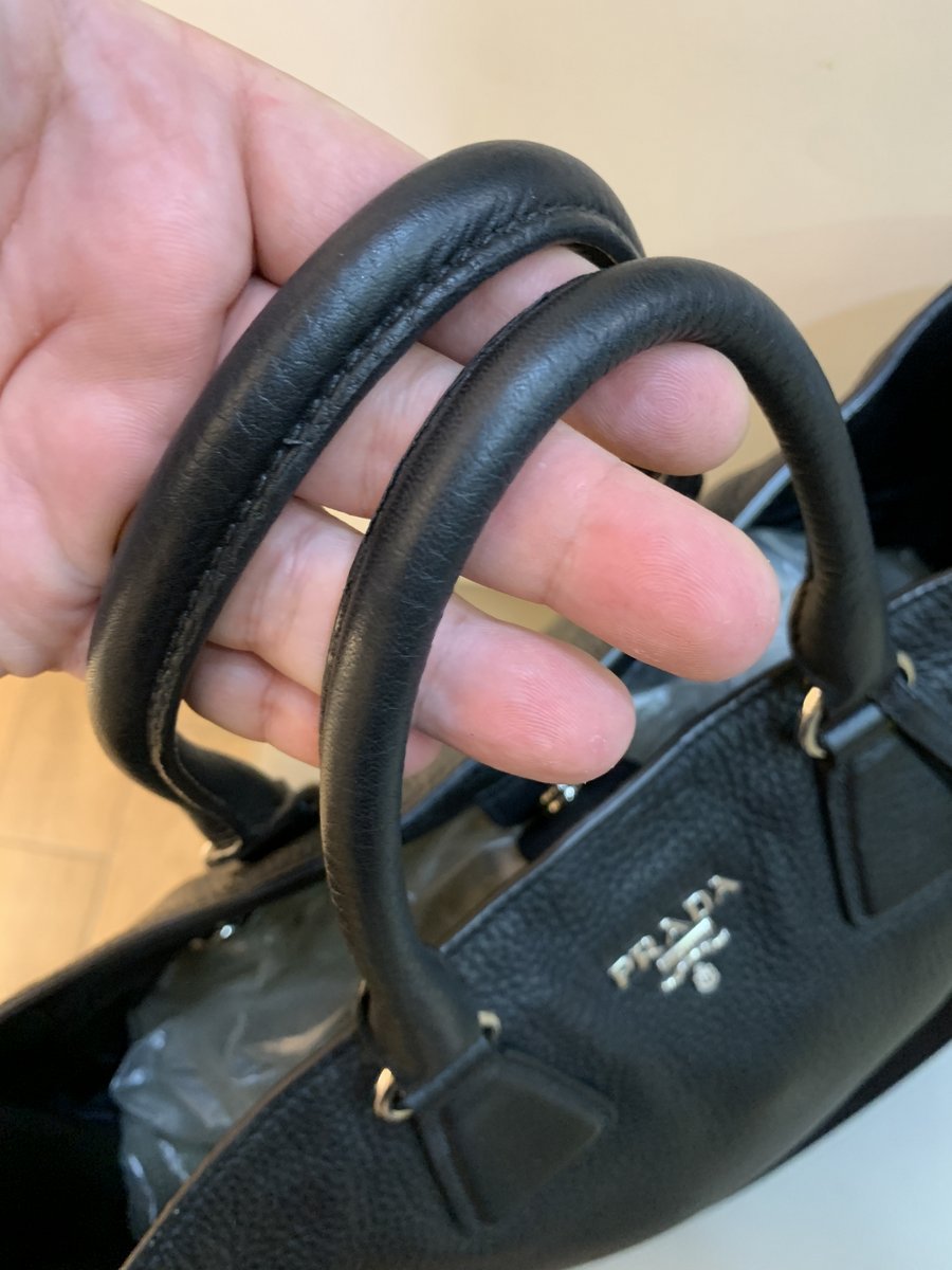 Prada borsa shopping BN2419 in pelle colore nera - AgeVintage