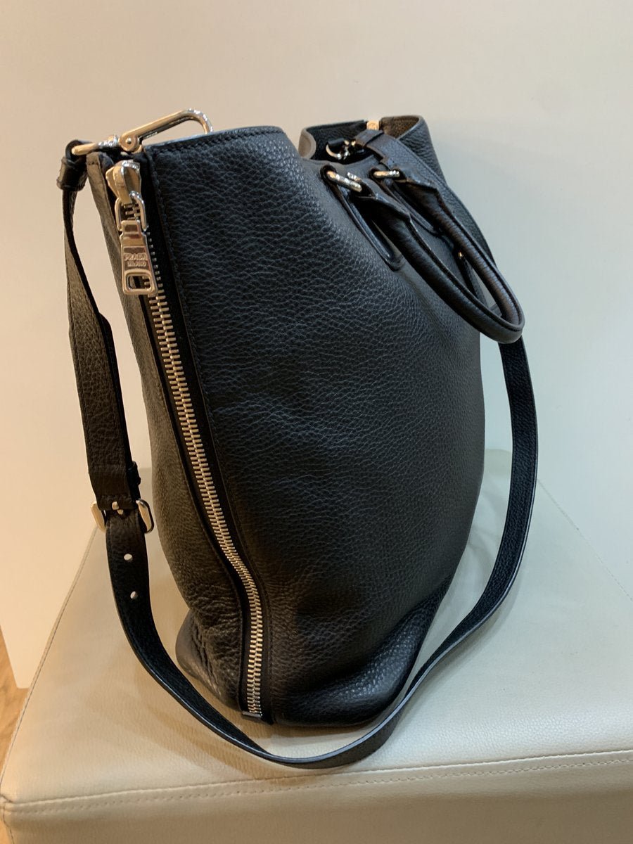 Prada borsa shopping BN2419 in pelle colore nera - AgeVintage