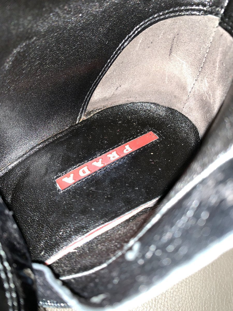 Prada stivali in pelle misura 40 colore nero lucido - AgeVintage