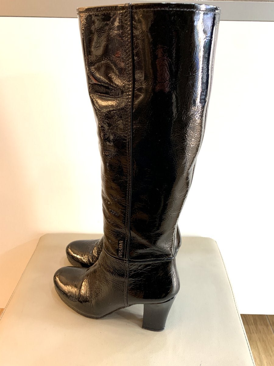 Prada stivali in pelle misura 40 colore nero lucido - AgeVintage