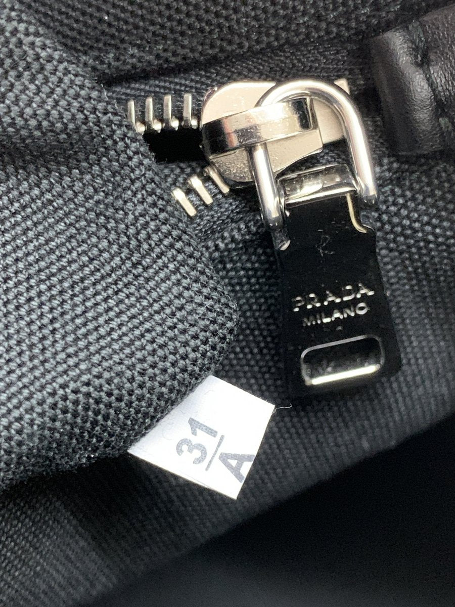 Prada x Adidas Borsa Bowling edizione numerata - AgeVintage