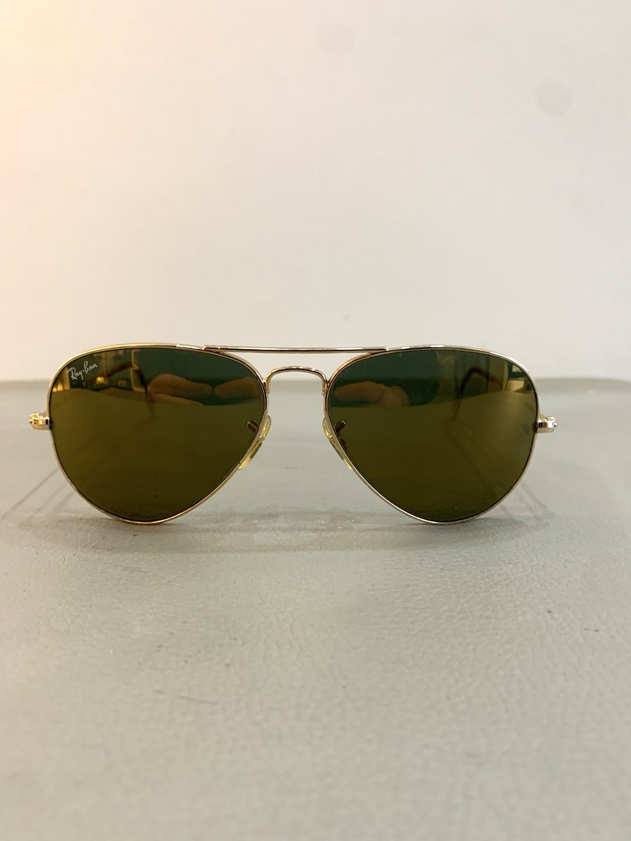 Ray-Ban RB 3025 Aviator color oro - AgeVintage