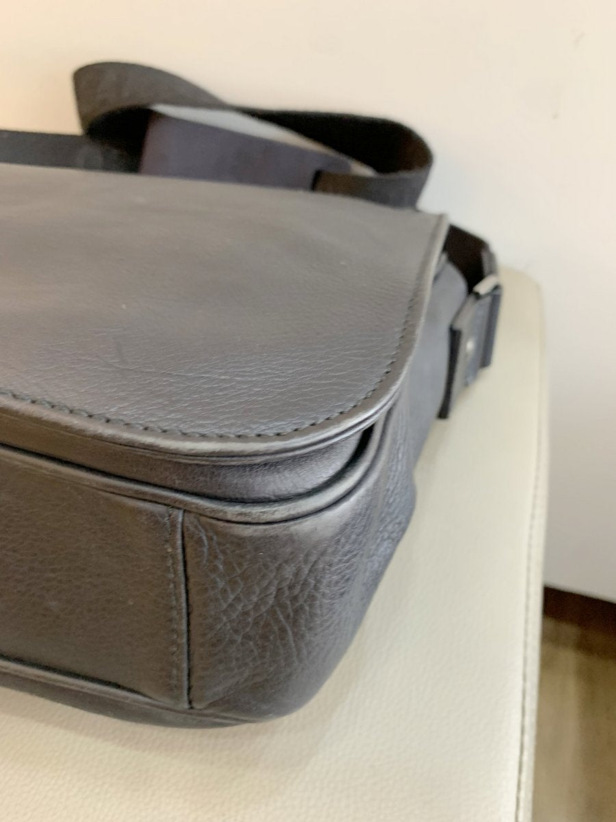 Salvatore Ferragamo tracolla unisex in pelle colore nera - AgeVintage